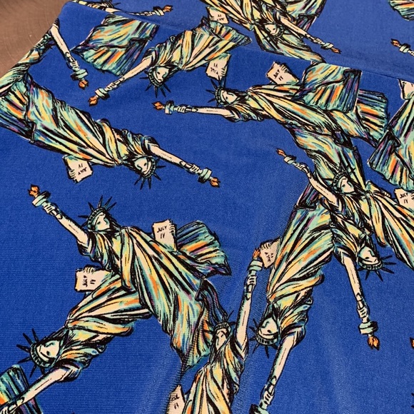 LuLaRoe Statue of Liberty Print Knit Skirt Size M - Picture 2 of 10
